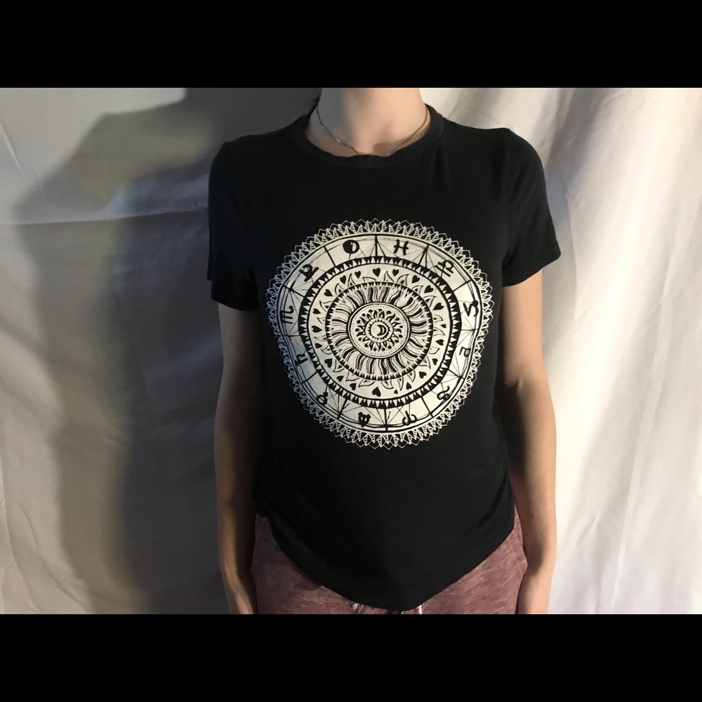 Black crop top